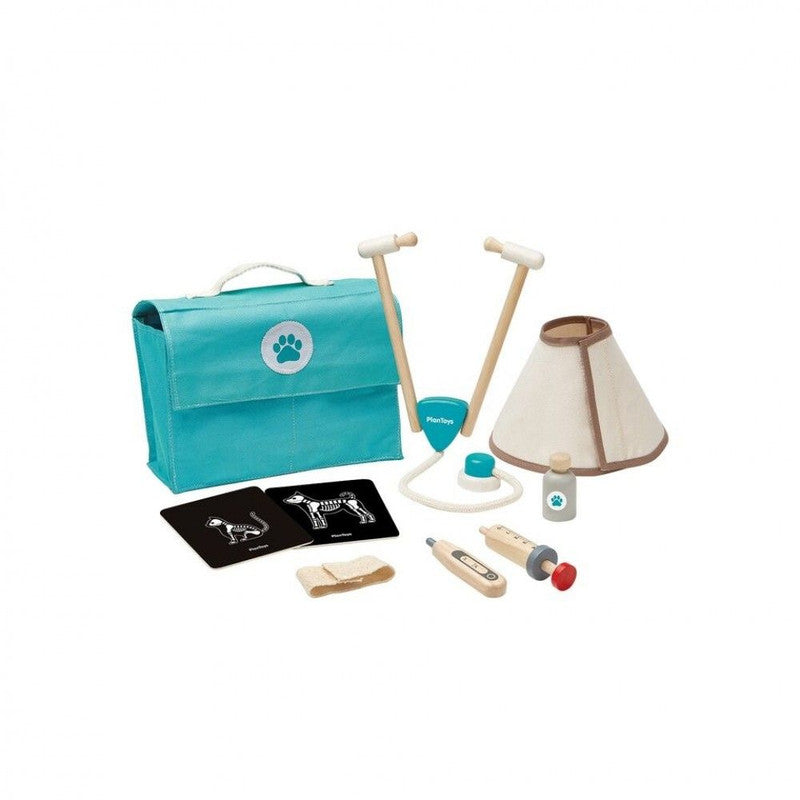 Plantoys Wooden Vet Set
