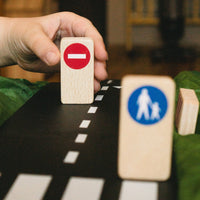 Waytoplay Road Blocks Set - Traffic Signs